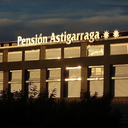 Pension Astigarraga Buitenkant foto